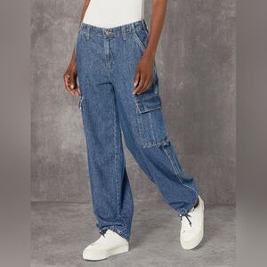 Levis 94 Baggy Light Wash Cargo Jean